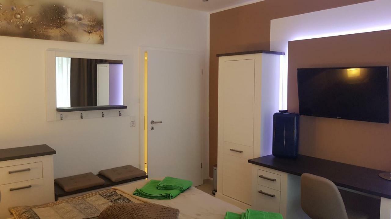 Pension Hoefti เคมนิตซ์ ภายนอก รูปภาพ